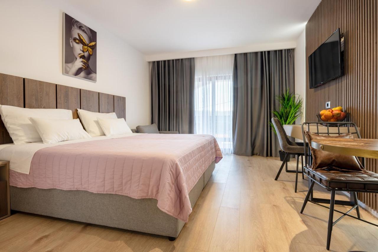 Villa Golden 네움 외부 사진
